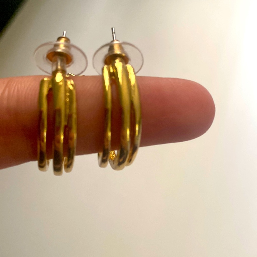 Good earrings